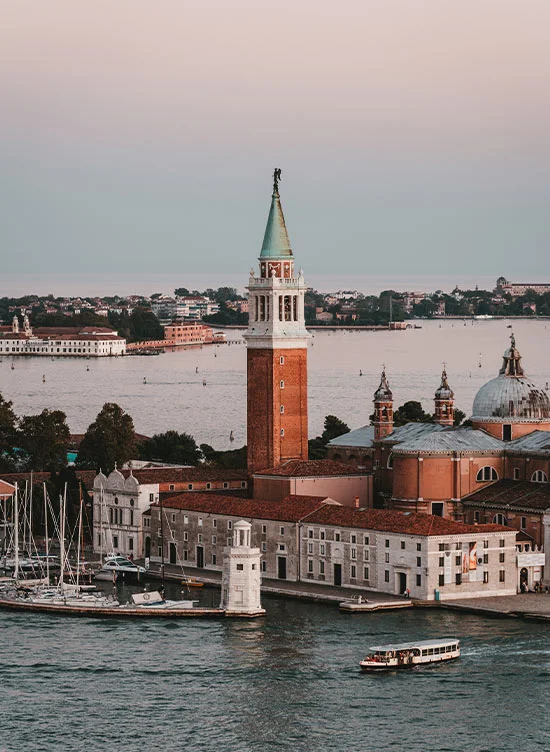 65942932651e356459ce2a6d_gallery-3